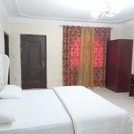 Gulf Hotel Apartment الخليج للشقق الفندقية Muscat Exteriör bild