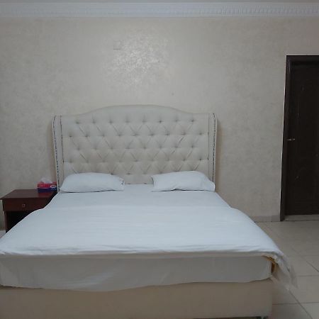 Gulf Hotel Apartment الخليج للشقق الفندقية Muscat Exteriör bild