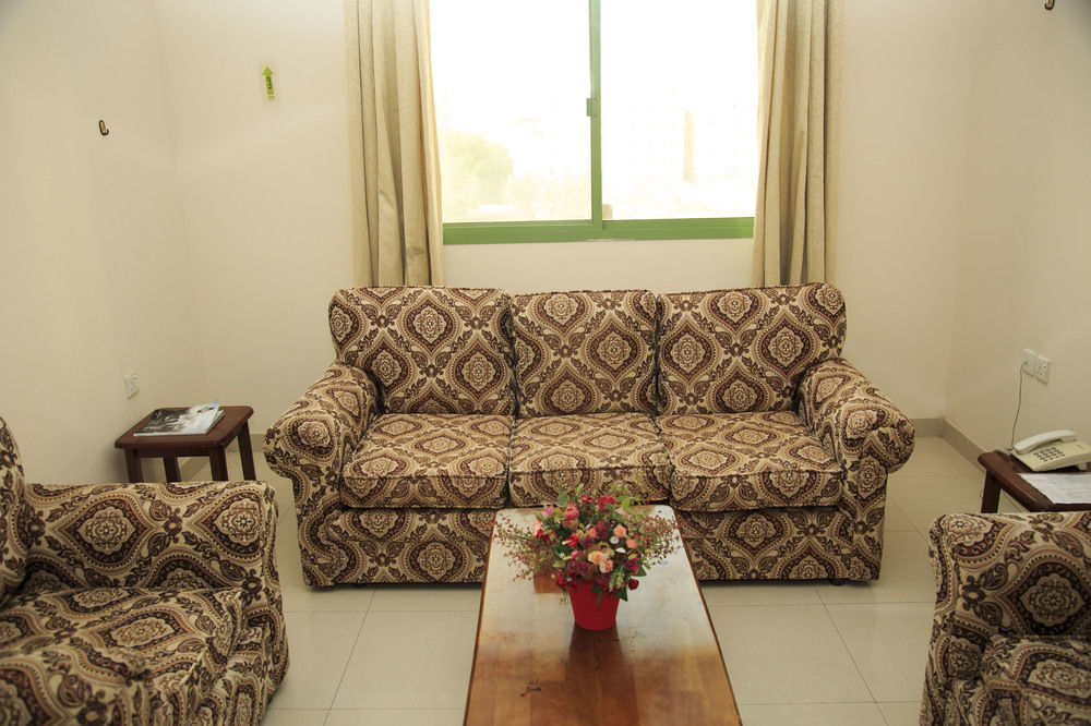 Gulf Hotel Apartment الخليج للشقق الفندقية Muscat Exteriör bild