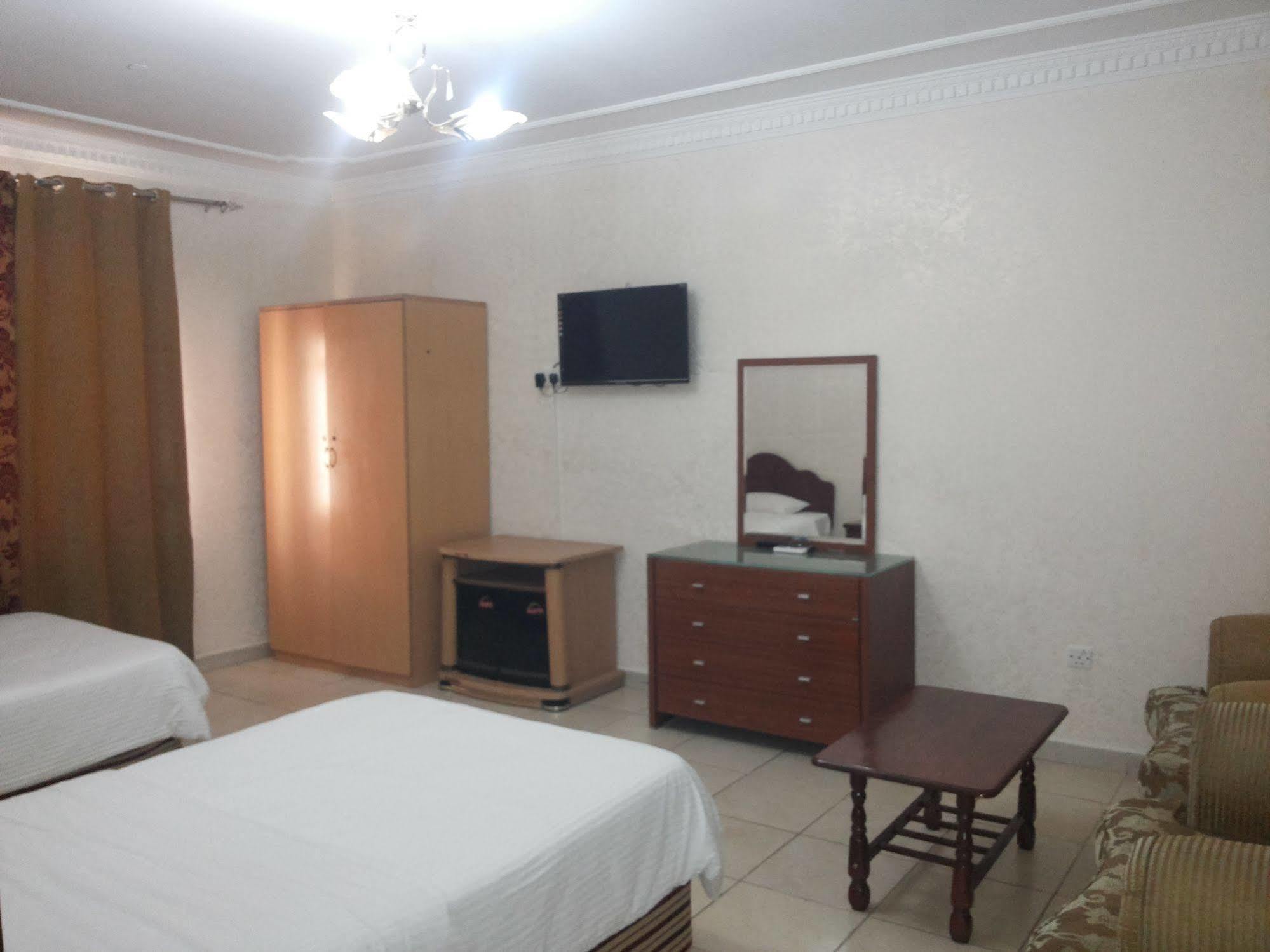 Gulf Hotel Apartment الخليج للشقق الفندقية Muscat Exteriör bild